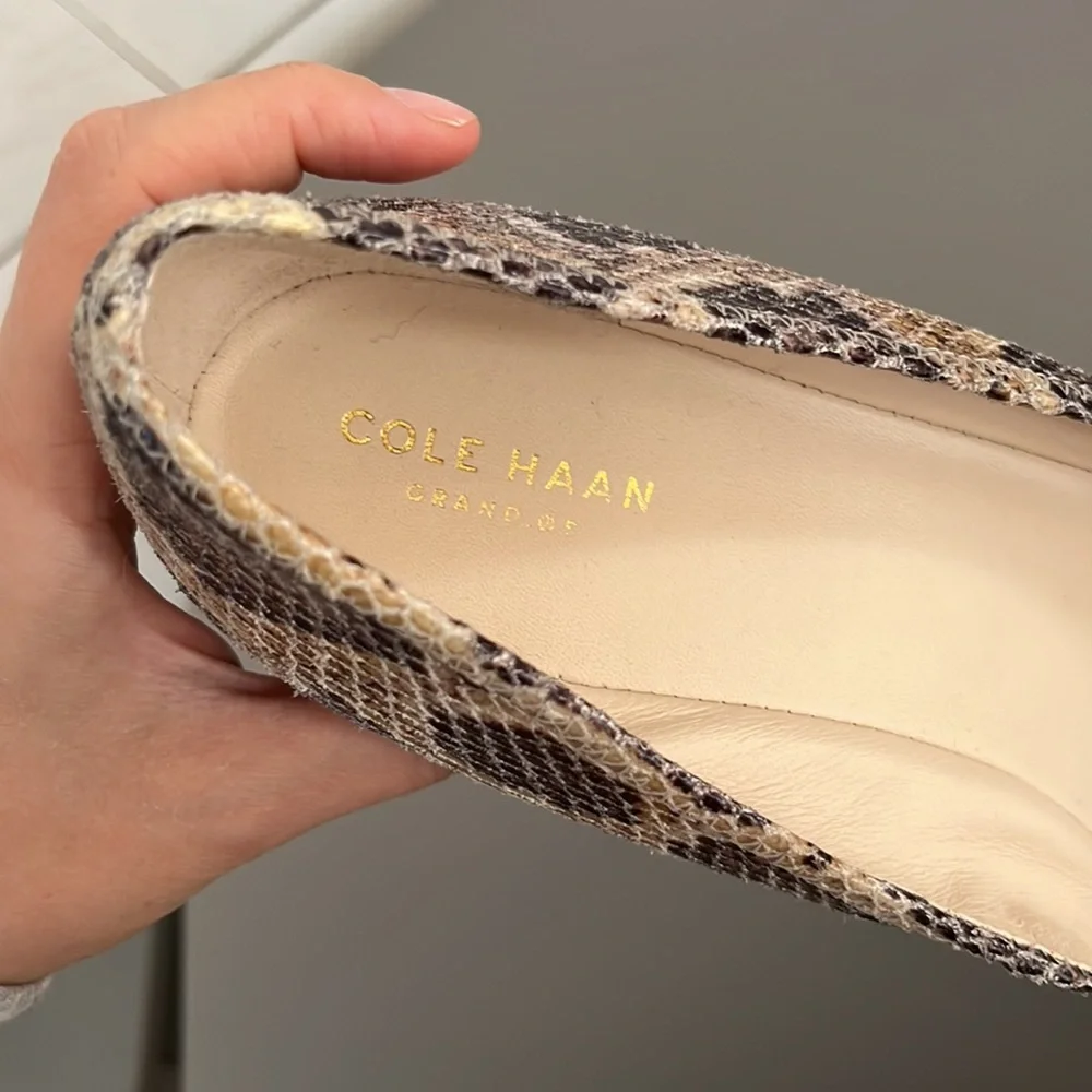 Cole Haan wedge snake print shoe size 10 - Picture 4 of 8